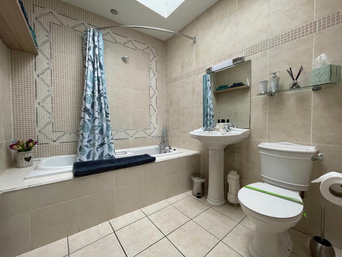 Penthouse Apartment Kilkenny Exteriör bild